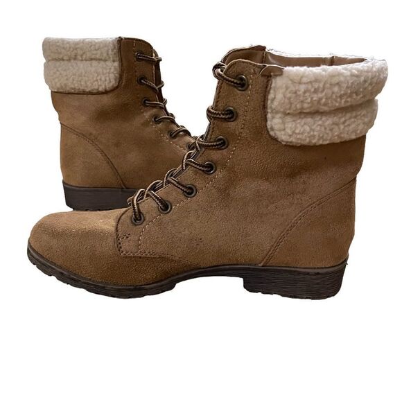 Bamboo ~ Tan Suede Boots with shearling accent ~ size 8 - Picture 2 of 12